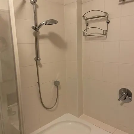 Appartement Zaubertal - Viel Raum - 86m2 Fuer Familie, & Arbeit Nahe Der Stadt Linz