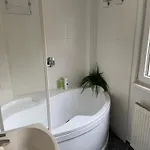 Zaubertal - Viel Raum - 86m2 Fuer Familie, & Arbeit Nahe Der Stadt Линц