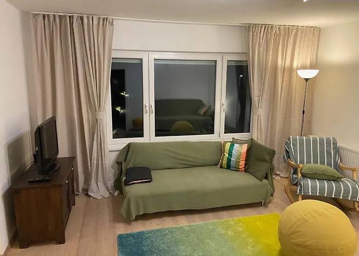 Zaubertal - Viel Raum - 86m2 Fuer Familie, & Arbeit Nahe Der Stadt * 林茨